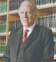 Ulrich Schlewing, Dr. MBA